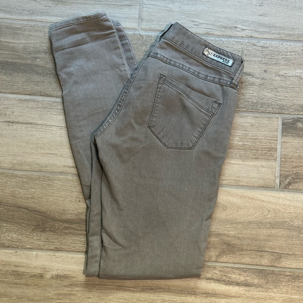 Express 🩶 Low Rise Skinny Jean